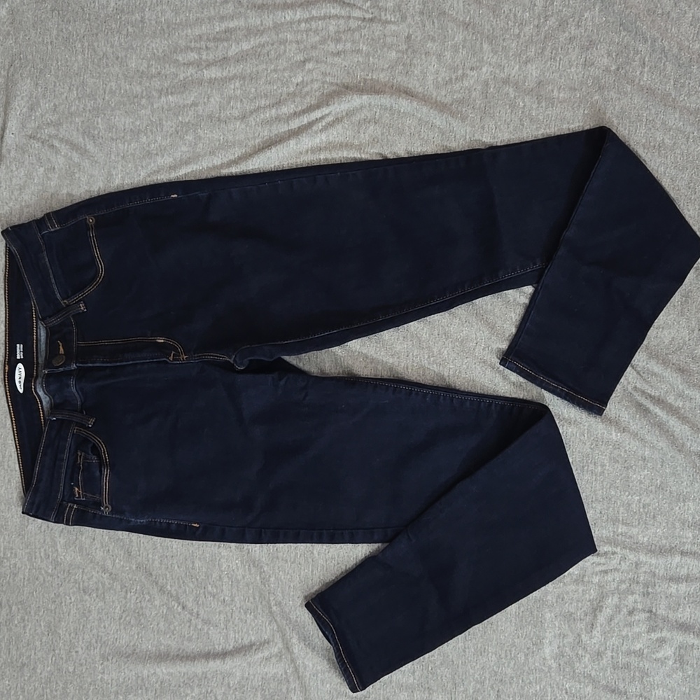 Old Navy Rockstar Super Skinny Jeans.
